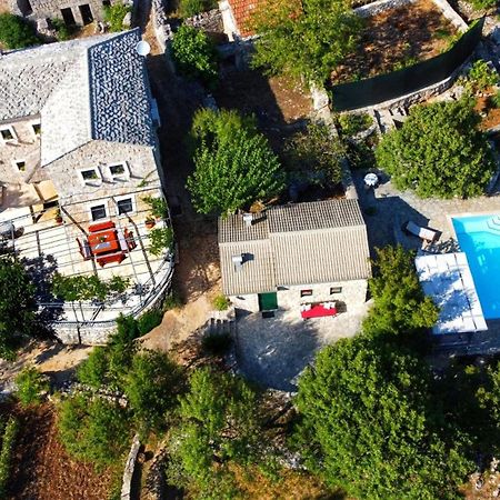 Villa Ognjistar In The Hinterland Of Makarska Riviera Zmijavci Exterior photo