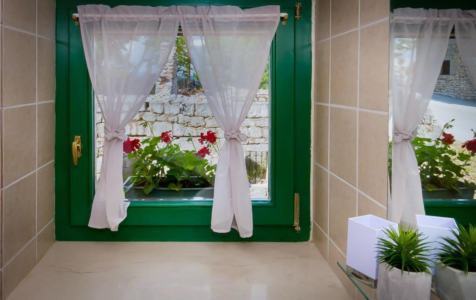 Villa Ognjistar In The Hinterland Of Makarska Riviera Zmijavci Exterior photo