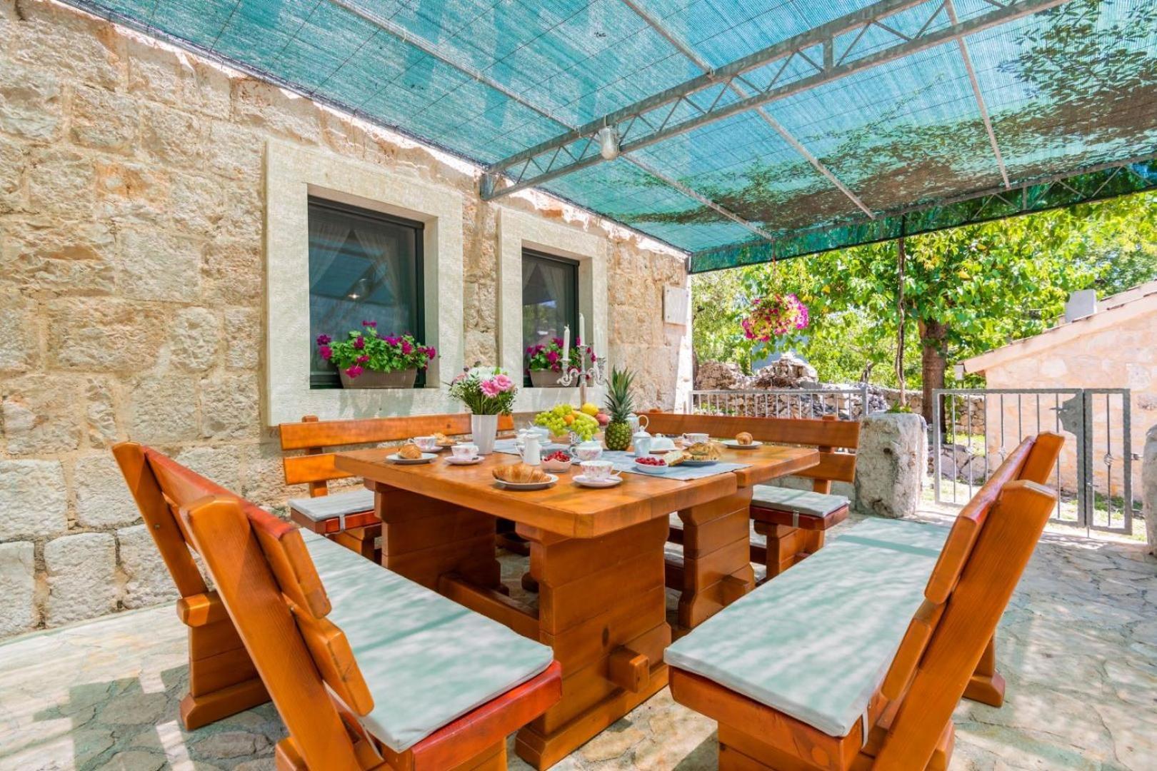 Villa Ognjistar In The Hinterland Of Makarska Riviera Zmijavci Exterior photo
